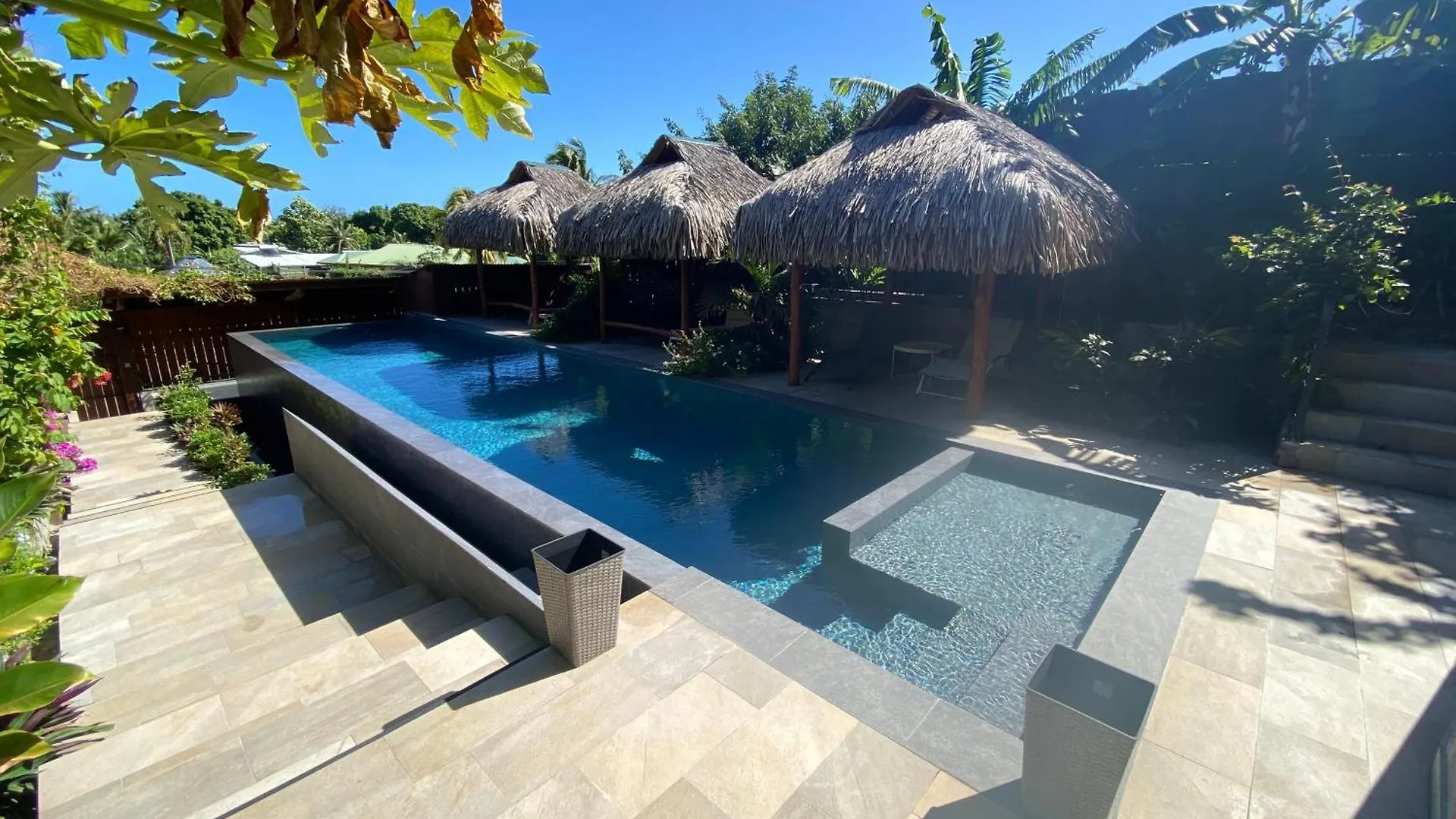 Maharepa Lodges French Polynesia